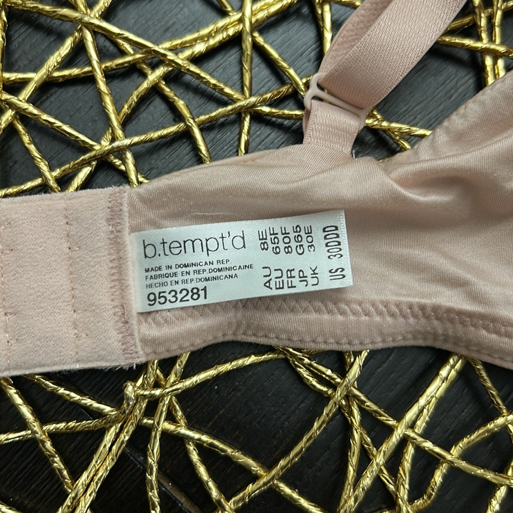 NWT b.tempt'd Women's Future Foundation Convertible T-Shirt Bra - Picture 8 of 9